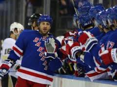 Ryan Clowe had THE perfect impact. 