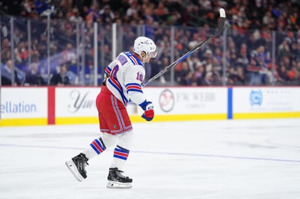Rangers trade Artemi Panarin