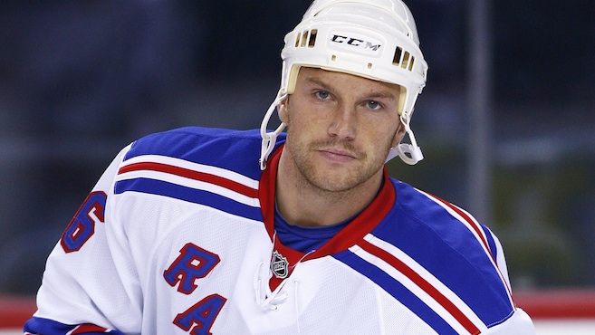 Former Rangers forward Sean Avery, 41, signs contract with ECHL's