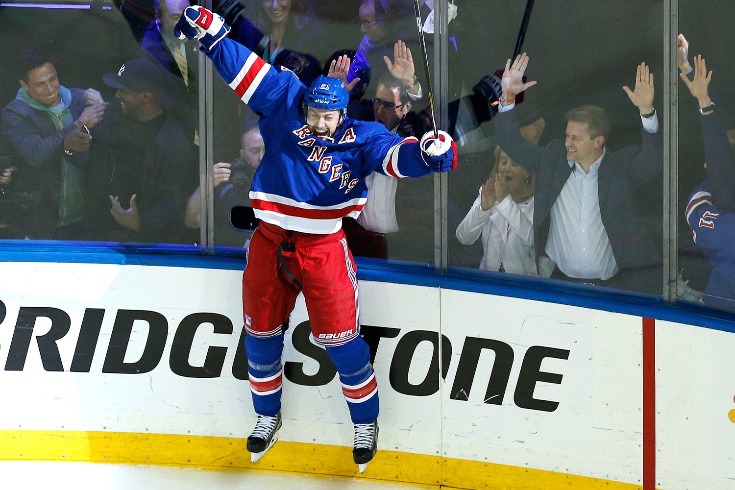 Rangers pull an inexcusable no-show in 3-1 Game 4 loss to the
