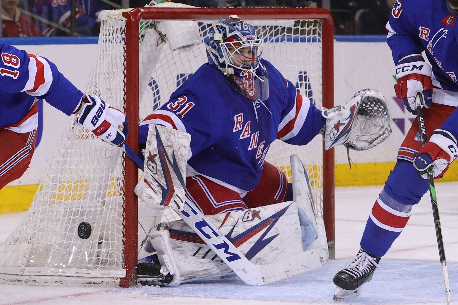 Igor Shesterkin struggles again as Rangers' point streak ends