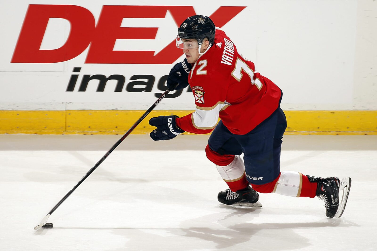 NHL: Panthers clear cap space, send Frank Vatrano to Rangers