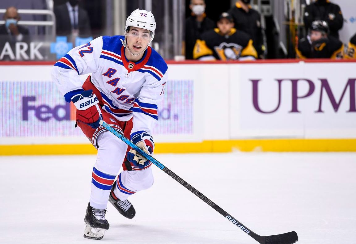 Rangers' Filip Chytil calls out Blackhawks' Sam Lafferty for