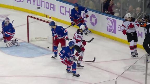 Rangers give up four in a row again, lose to Devils